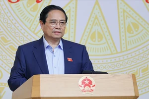 Thủ tướng yêu cầu lập tổ công tác đặc biệt, mở đợt cao điểm truy quét buôn lậu, hàng giả