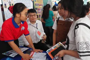 Đa dạng hoạt động tại ngày hội thông tin tuyển sinh ngành giáo dục quận 10