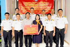 Binh đoàn 20 bàn giao công trình sửa chữa nhà đồng đội