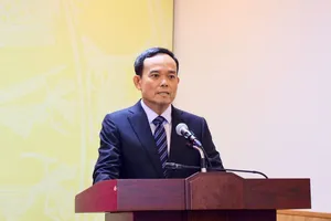 Bí thư Trung ương Đảng, Trưởng Ban Chính sách, Chiến lược Trung ương Trần Lưu Quang phát biểu tại hội nghị 