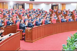 Thông báo Hội nghị lần thứ 12 Ban Chấp hành Trung ương Đảng khóa XIII