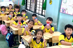 TPHCM: Học sinh lớp 1, 9 và 12 tựu trường sớm từ ngày 20-8