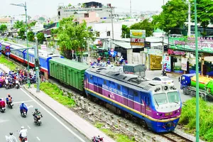 Hoàn thành tiêu chuẩn, quy chuẩn đường sắt tốc độ cao trong tháng 10