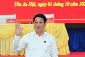 Chủ tịch nước Lương Cường: Đặt kỳ vọng vào sự phát triển của TPHCM với vai trò đi trước, đi đầu 