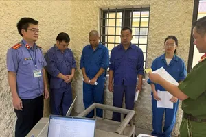 Phó Giám đốc bị cáo buộc làm giả bệnh án lao phổi