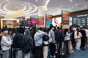 Fan đổ về Ocean City check in G-DRAGON 2025 WORLD TOUR [Übermensch] IN HANOI, háo hức chờ concert lịch sử