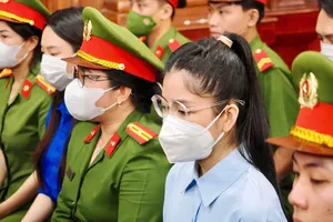 Phiên xét xử hoa hậu Thùy Tiên: Tổng Giám đốc Sen Vàng vắng mặt 