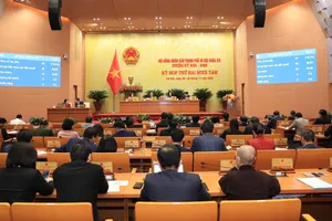 Hà Nội bỏ dịch vụ học 2 buổi/ngày ở cấp THCS và hoạt động dạy thêm ngoài giờ chính khóa