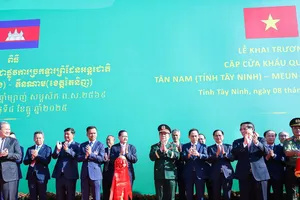 Thủ tướng Việt Nam, Campuchia dự lễ khai trương cặp cửa khẩu Tân Nam - Meun Chey 