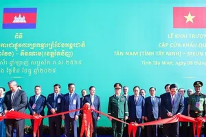 Thủ tướng Việt Nam, Campuchia dự lễ khai trương cặp cửa khẩu Tân Nam - Meun Chey 