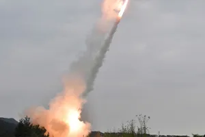 Hàn Quốc: Triều Tiên phóng đạn pháo có tầm bắn xa 