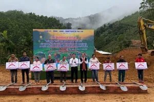 Đà Nẵng khởi công xây dựng nhà ở cho người dân vùng sạt lở Trà Tân