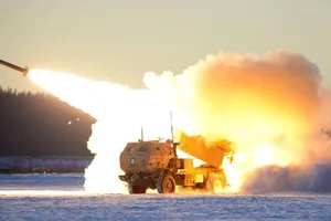 Mỹ không kích trả đũa IS hàng loạt mục tiêu tại Syria