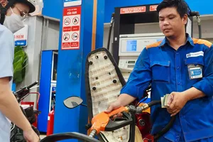 Sẵn sàng cung ứng đại trà xăng E10 từ năm 2026