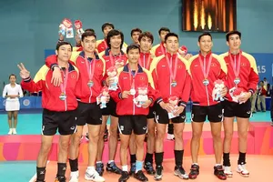 Đội tuyển bóng chuyền nam giành HCB tại SEA Games 28-Singapore Ảnh: DŨNG PHƯƠNG