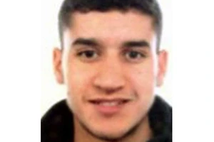 Younes Abouyaaqoub, 22 tuổi, nghi phạm lái xe tải tấn công ở Barcelona, Tây Ban Nha, ngày 17-8-2017