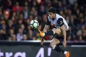 Tiền vệ cánh Goncalo Guedes.