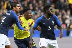Varane và Umtiti trong lần đá cùng nhau.