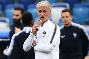 HLV Didier Deschamps.