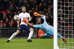 Harry kane ghi bàbn vào lưới Watford mùa trước