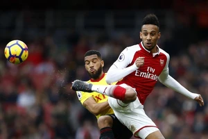 Aubameyang (phải, Arsenal) sẽ tiếp tục ghi bàn trước Watford.