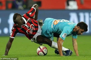 Mario Balotelli rất nỗ lực nhưng không ghi bàn nào