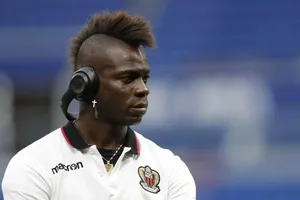 Mario Balotelli tính rời Nice để sang Premier League