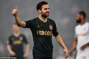 Cecs Fabregas chơi tốt trong tra65nh ra mắt ở Monaco