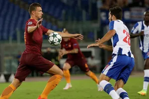 Esen Dzeko sẽ hồi phục kịp để đối đầu Porto.