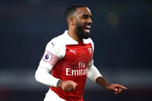 Tiền đạo Alexandre Lacazette sẽ lập công cho Arsenal.