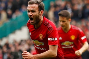 Juan Mata ghi bàn mở tỷ số trong ngày sinh nhật thứ 31 của mình