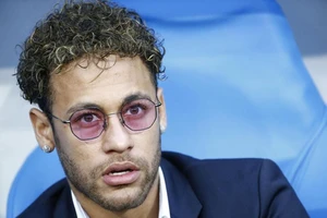 Neymar bị cài bẫy