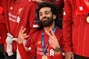 Sốc: Real Madrid và Man United đặt giá 200 triệu Euro cho Mohamed Salah