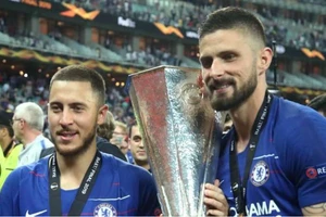 Eden Hazard và Olivier Giroud thắng Europa League mùa qua