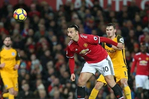 Zlkatan Ibrahimovic sẵn sàng trở lại Man United.