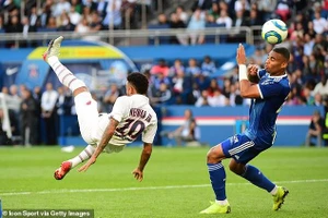 Tinh thần thép của Neymar