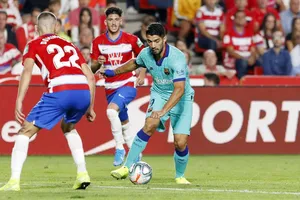 Kết quả và bảng xếp hạng La Liga vòng 5: Barcelona thua sốc ở Granada