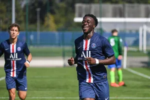 HLV Tuchel: PSG sẽ chơi với Lyon như trận gặp Real Madrid