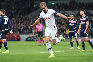 Harry kane ghi bàn ở trận lượt đi.