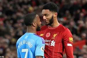 Tuyển Anh gạt Sterling khỏi đội hình vì đánh sưng mặt Joe Gomez