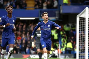 Chelsea - Burnley 3-0: The Blues dạo mát trên sân nhà