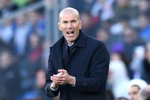 Zidane ‘siêu đẳng’: Thắng 9 danh hiêu trong 9 trận chung kết