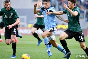 Xếp hạng Serie A, vòng 26: Thắng Bologna, Lazio chiếm ngôi đầu bảng