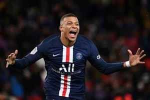 Mbappe có thể bỏ lỡ trận Dortmund vì… đau họng hay vì virus Corona