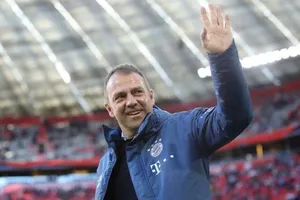 Hansi Flick ở lại Bayern Munich tới năm 2023