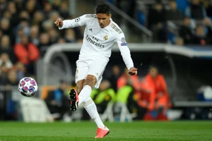 Madrid cảnh báo Man City: Varane giá 500 triệu euro