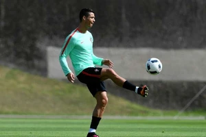 Ronaldo phá vỡ quy định cách ly ở Madeira?