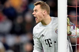 Manuel Neuer khó trụ lại Bayern Munich