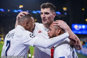 PSG muốn chơi Champions League ở nước ngoài