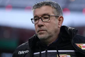 Thiếu HLV trưởng Urs Fischer, Union Berlin khó tránh khỏi thất bại